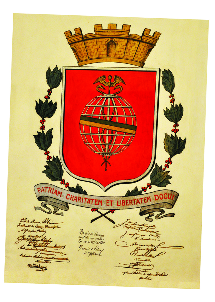 O Brasão de Armas da prefeitura de Santos foi criado em 1920, pelas mãos do pintor Benecdito Calixto.