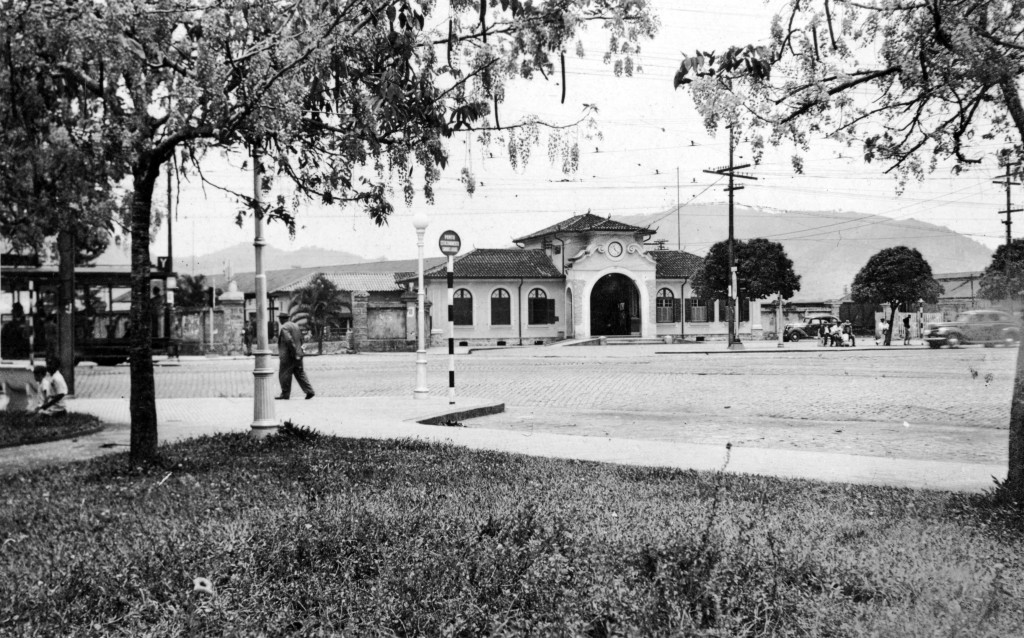 Estação Ana Costa, na década de 1940.