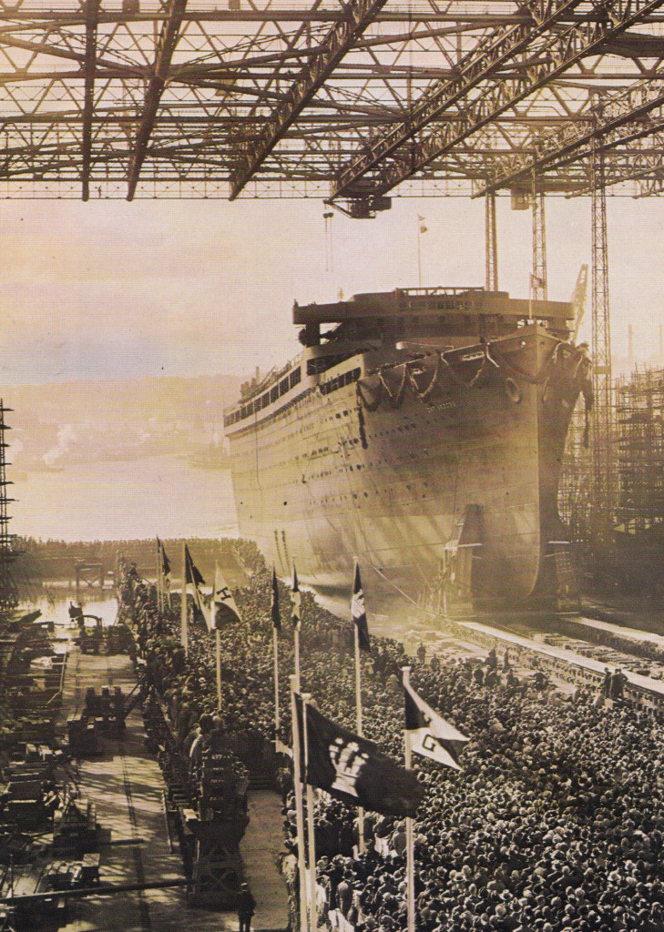 O lançamento do Cap Arcona ao mar, em 1927, constituiu num dos grandes acontecimentos da Alemanha no pós-Primeira Grande Guerra. Centenas de pessoas testemunharam o acontecimento.