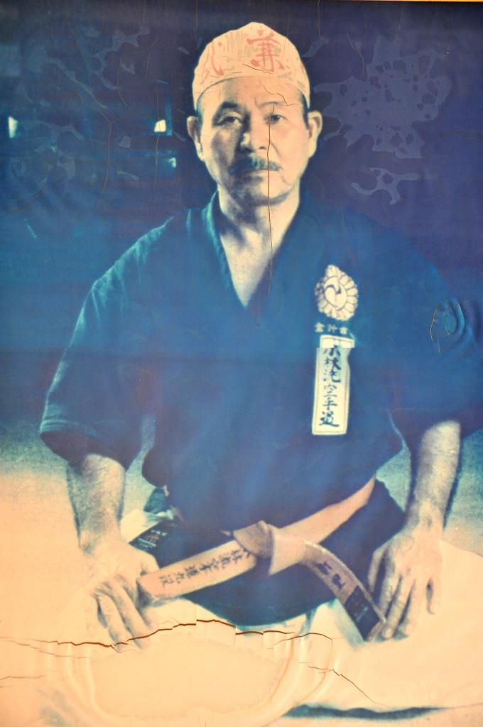Shinzato foi o primeiro karateca a atingir o 10º Dan nas Américas.